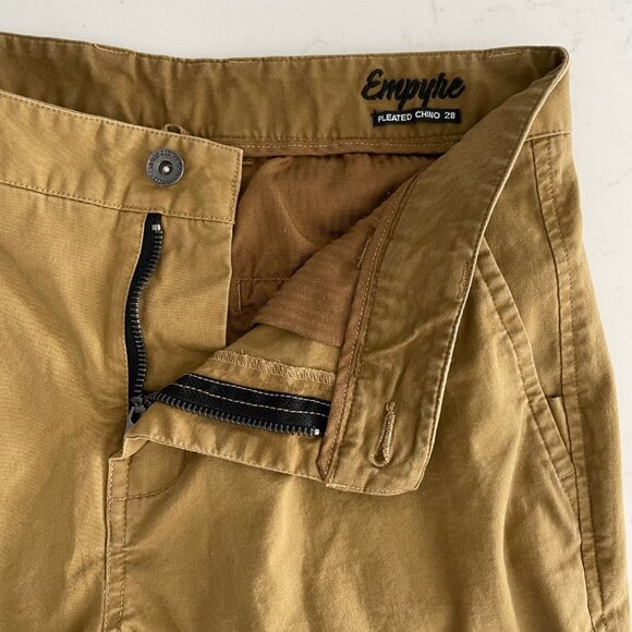 Empyre Pleated Chino Cotton Shorts Golden Khaki Tan Sz 28 NWOT - Picture 5 of 10